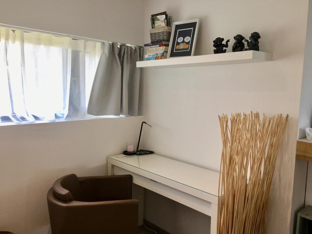 Studio Tout Neuf. Court Sejour, Loisirs, Professionnel Шофонтен Екстериор снимка